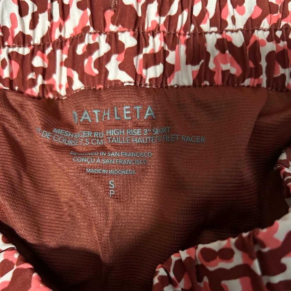 NWT Athleta Mesh Racer Run High-Rise 3” Vented Short with Inner Panty S and M - Picture 8 of 11